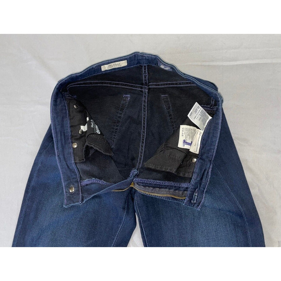 AG The Alexa Mid-Rise Slim Boot Super Lightweight Stretch Jeans. Size 26R, GUC!! - Picture 3 of 5